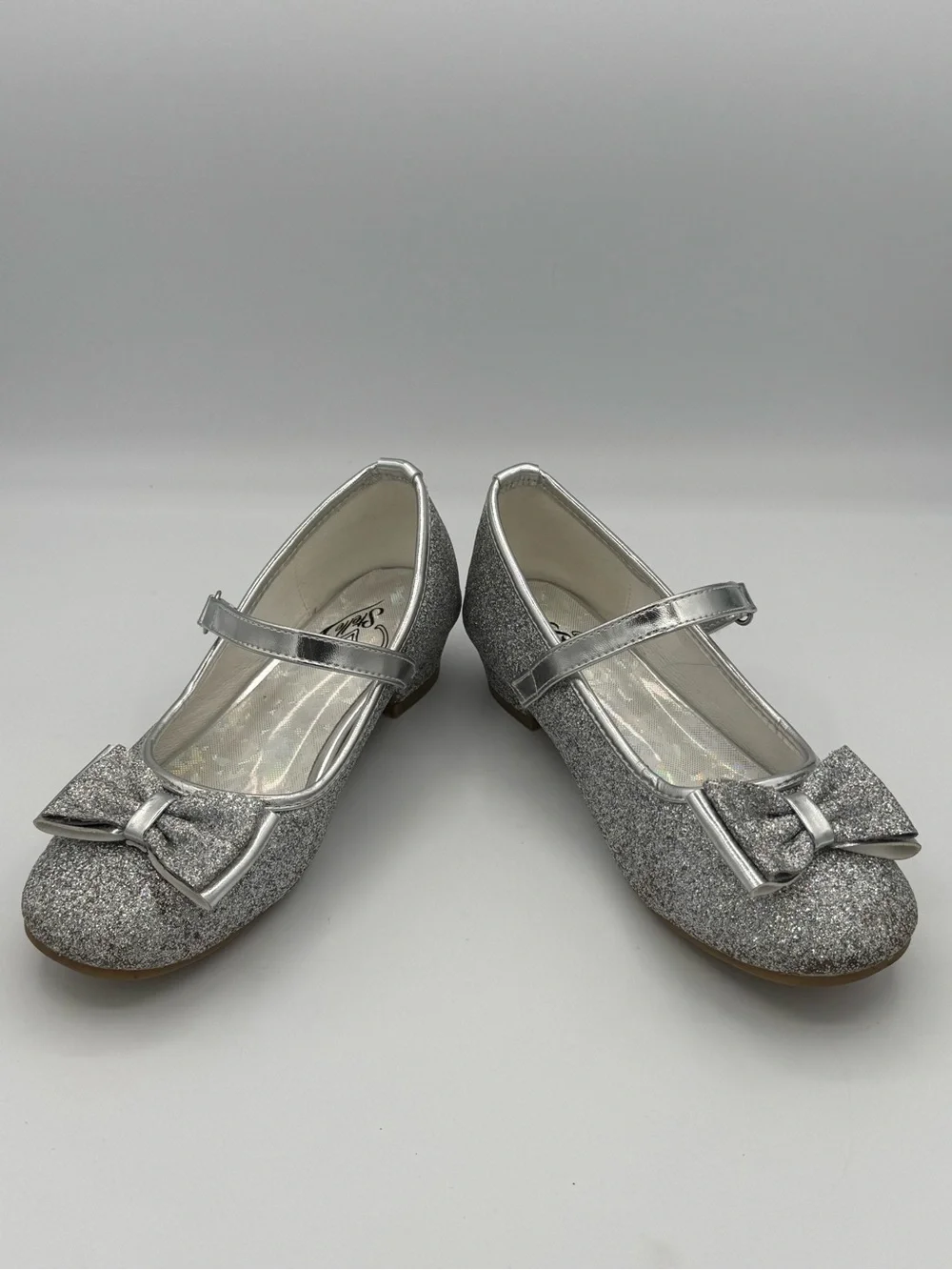 Stelle Mary Jane Silver Glitter Shoes with Prominent Bow